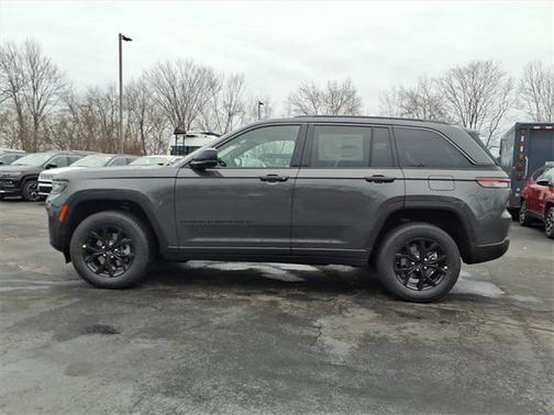 2026 Jeep Grand Cherokee Altitude