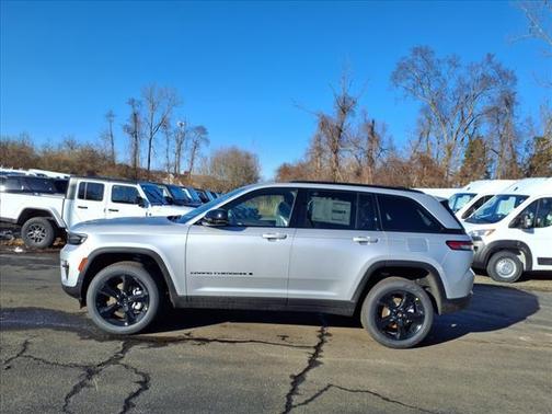 2025 Jeep Grand Cherokee Limited X