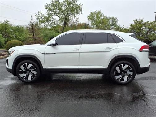 2024 Volkswagen Atlas Cross Sport 2.0T SEL