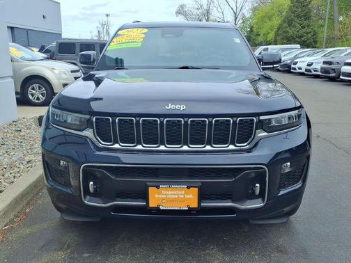 Midnight Sky 2023 Jeep Grand Cherokee L Overland
