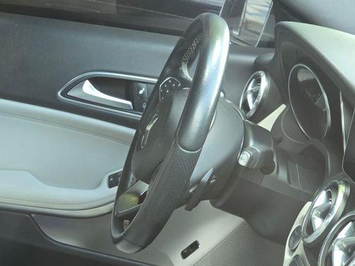 2017 Mercedes-Benz CLA 250 Base