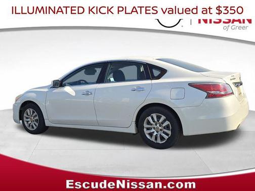 Pearl White 2014 Nissan Altima 2.5 S