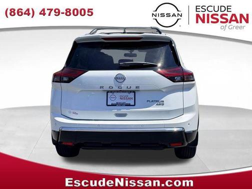Everest White Pearl Tricoat 2026 Nissan Rogue Platinum