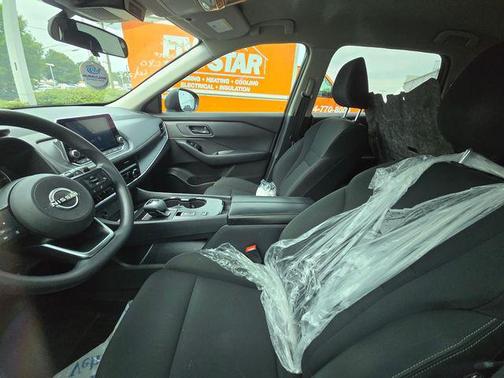 Super Black 2024 Nissan Rogue S
