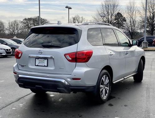 2019 Nissan Pathfinder S