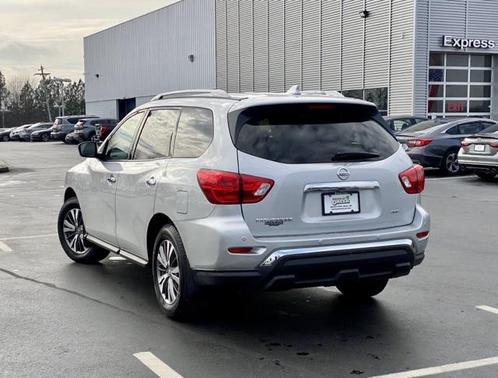 2019 Nissan Pathfinder S
