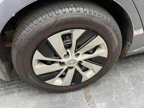 Gun Metallic 2021 Nissan Altima S FWD