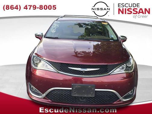 Velvet Red Pearlcoat 2018 Chrysler Pacifica Limited