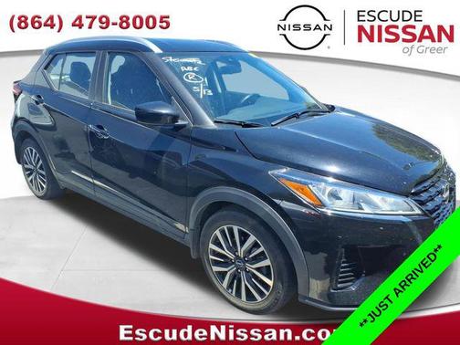Super Black 2023 Nissan Kicks SV