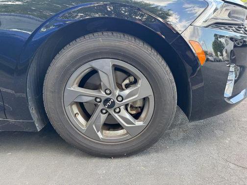 Ebony Black 2023 Kia K5 LXS