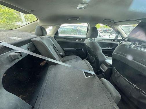 Ebony Black 2023 Kia K5 LXS