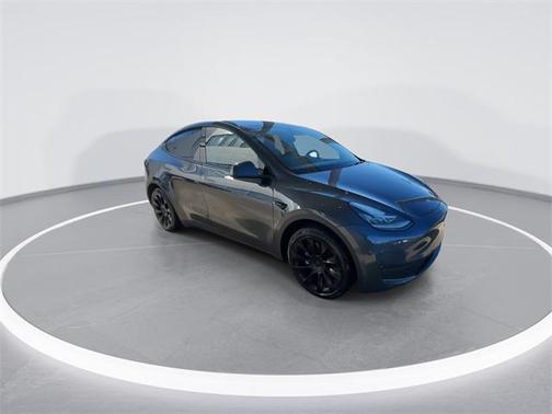 2022 Tesla Model Y Long Range Dual Motor All-Wheel Drive