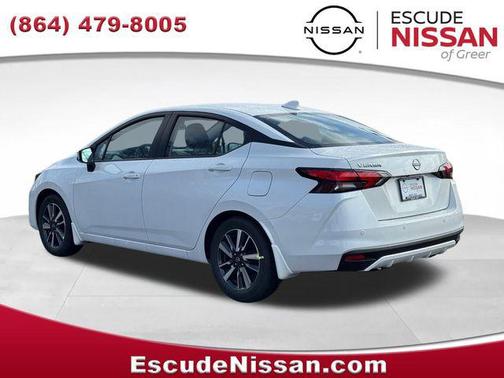 Aspen White Tricoat 2025 Nissan Versa 1.6 SV