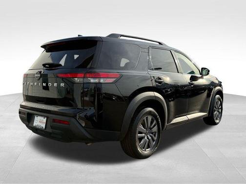 2025 Nissan Pathfinder SV FWD