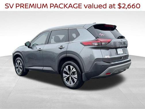 2022 Nissan Rogue SV