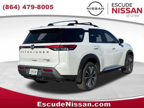 Everest White Pearl Tricoat 2026 Nissan Pathfinder Platinum