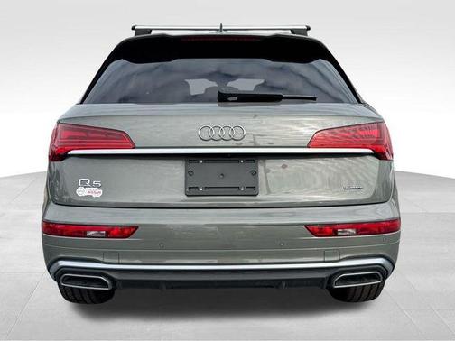 2024 Audi Q5 45 S line Premium Plus