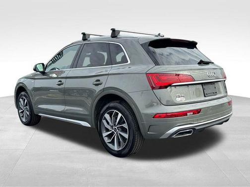 2024 Audi Q5 45 S line Premium Plus