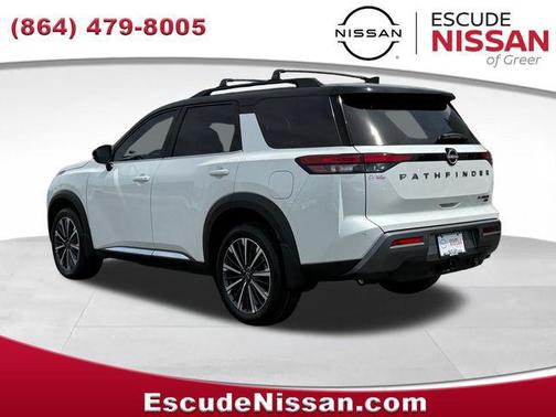 Everest White Pearl/Black 2026 Nissan Pathfinder Platinum
