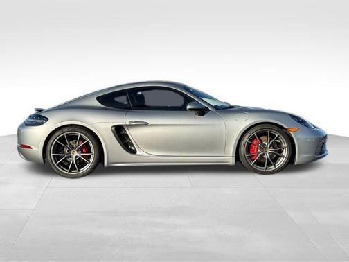 2024 Porsche 718 Cayman S