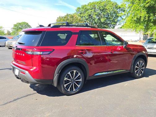 Scarlet Ember Tintcoat 2026 Nissan Pathfinder Platinum