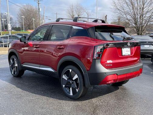 2026 Nissan Kicks SR