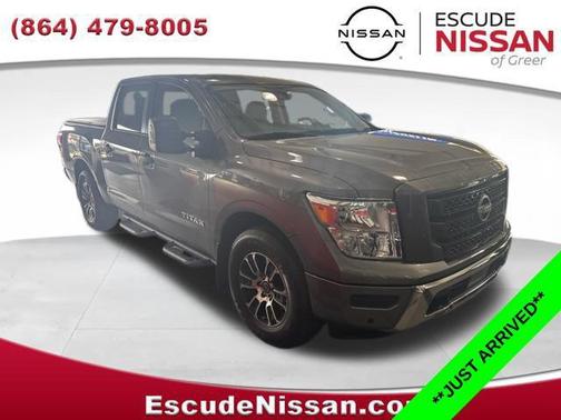 Gun Metallic 2024 Nissan Titan SV