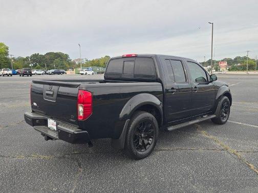 Magnetic Black Pearl 2020 Nissan Frontier SV