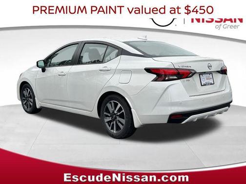 Aspen White Tricoat 2025 Nissan Versa 1.6 SV