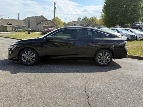 Super Black 2026 Nissan Sentra SL