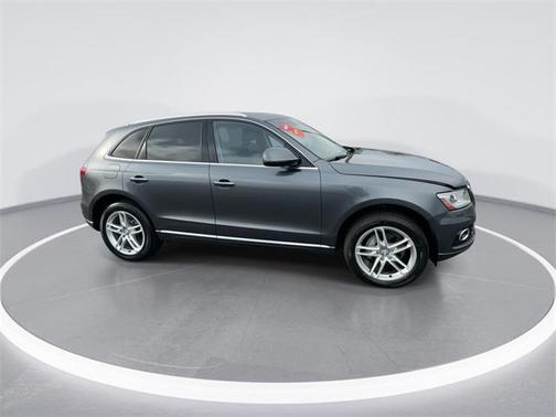 2016 Audi Q5 2.0T Premium Plus