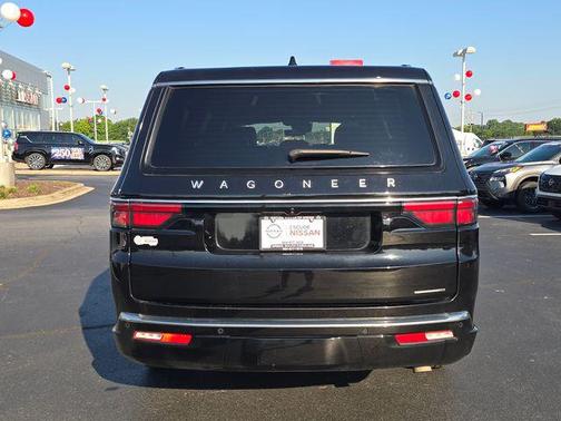 Diamond Black Crystal Pearlcoat 2024 Jeep Wagoneer L Series II