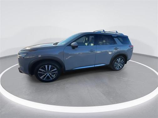 2022 Nissan Pathfinder Platinum 4WD