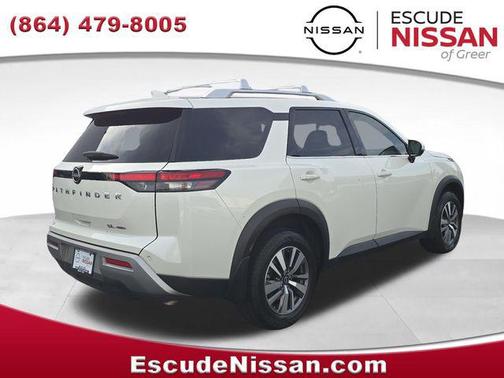 Pearl White Tricoat 2022 Nissan Pathfinder SL 4WD