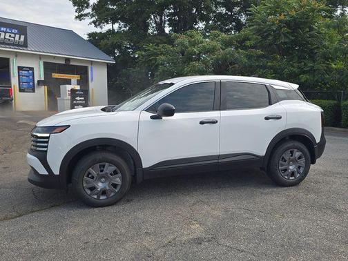 Fresh Powder 2026 Nissan Kicks S