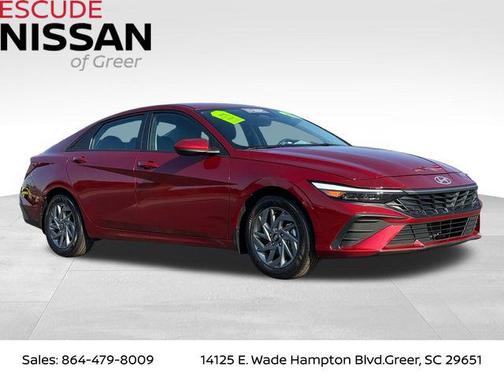 2024 Hyundai ELANTRA SEL