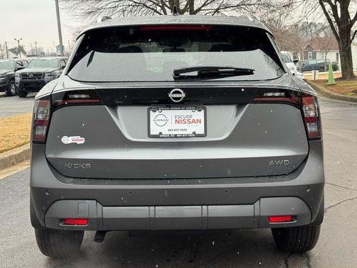 2026 Nissan Kicks SV