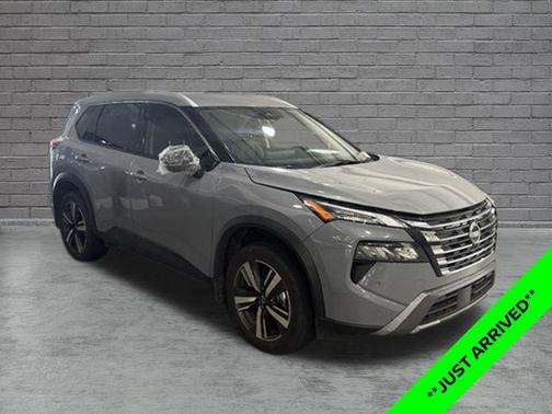 Boulder Gray Pearl 2025 Nissan Rogue SL