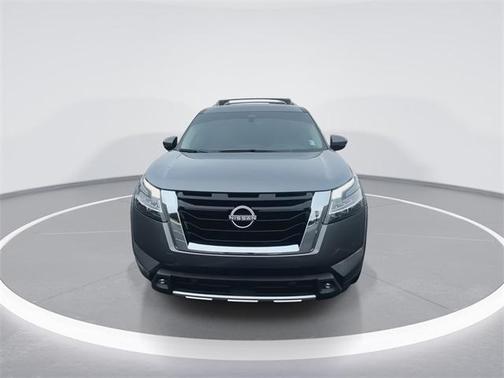 2022 Nissan Pathfinder Platinum 4WD