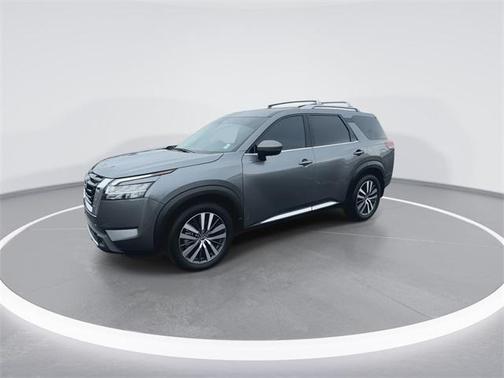 2022 Nissan Pathfinder Platinum 4WD