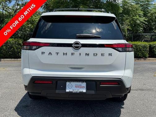 Everest White Pearl Tricoat 2026 Nissan Pathfinder SV