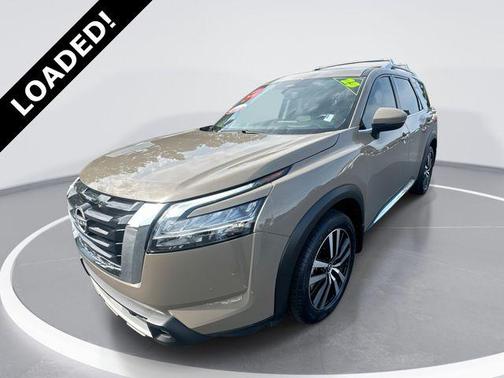 2023 Nissan Pathfinder Platinum FWD