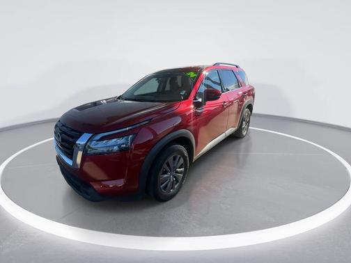 2024 Nissan Pathfinder SV 4WD