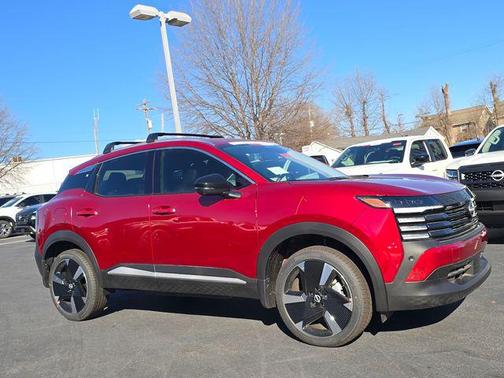 2026 Nissan Kicks SR