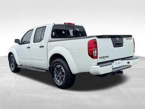 2015 Nissan Frontier Desert Runner