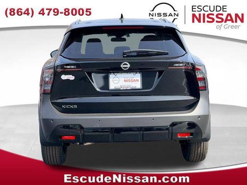 Super Black 2026 Nissan Kicks SV