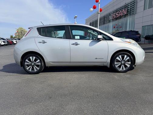 2015 Nissan Leaf SV