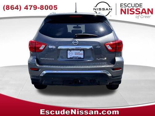 Gun Metallic 2017 Nissan Pathfinder Platinum
