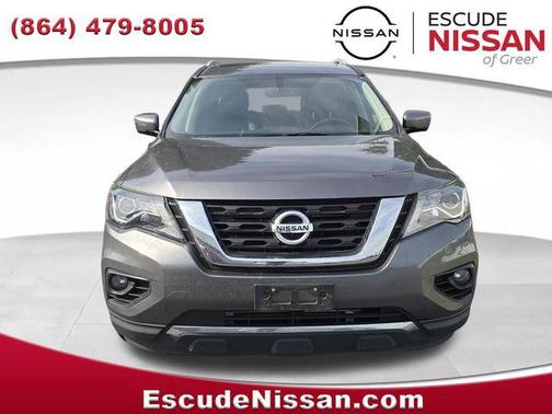 Gun Metallic 2017 Nissan Pathfinder Platinum