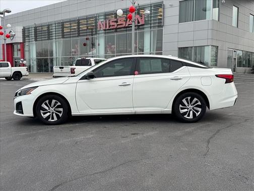 2025 Nissan Altima S FWD